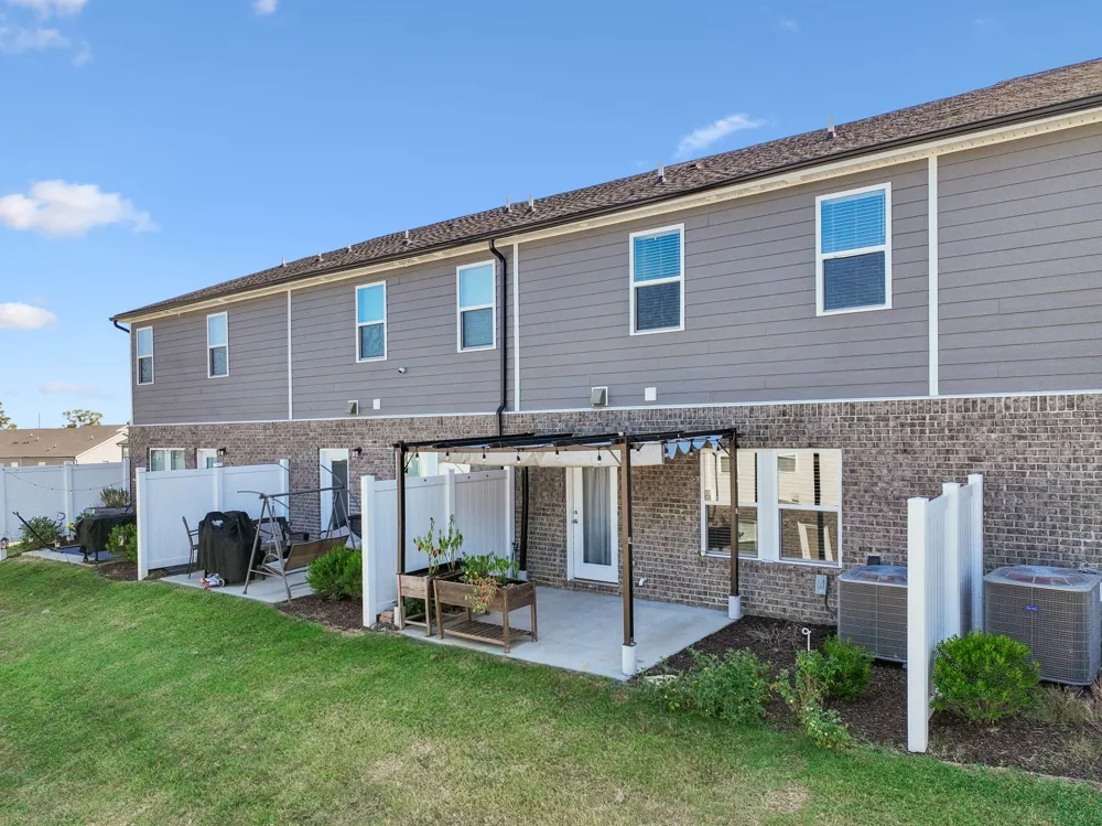 2203 Kulshan Ct Lebanon, TN 37087