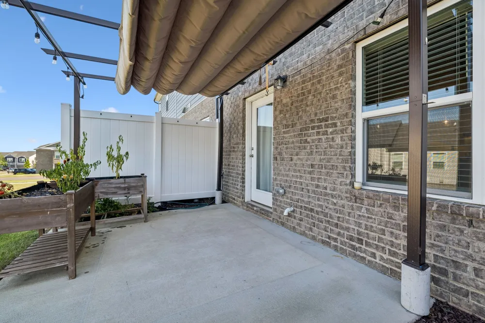 2203 Kulshan Ct Lebanon, TN 37087