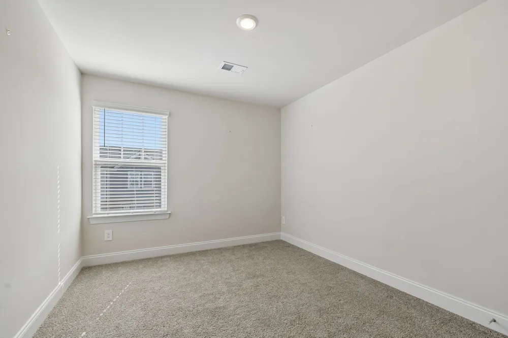 2203 Kulshan Ct Lebanon, TN 37087
