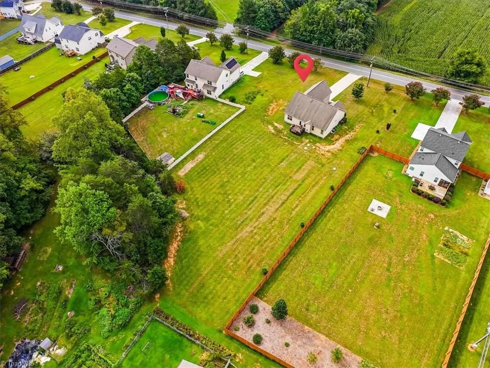 9141 Warren Road Kernersville, NC 27284