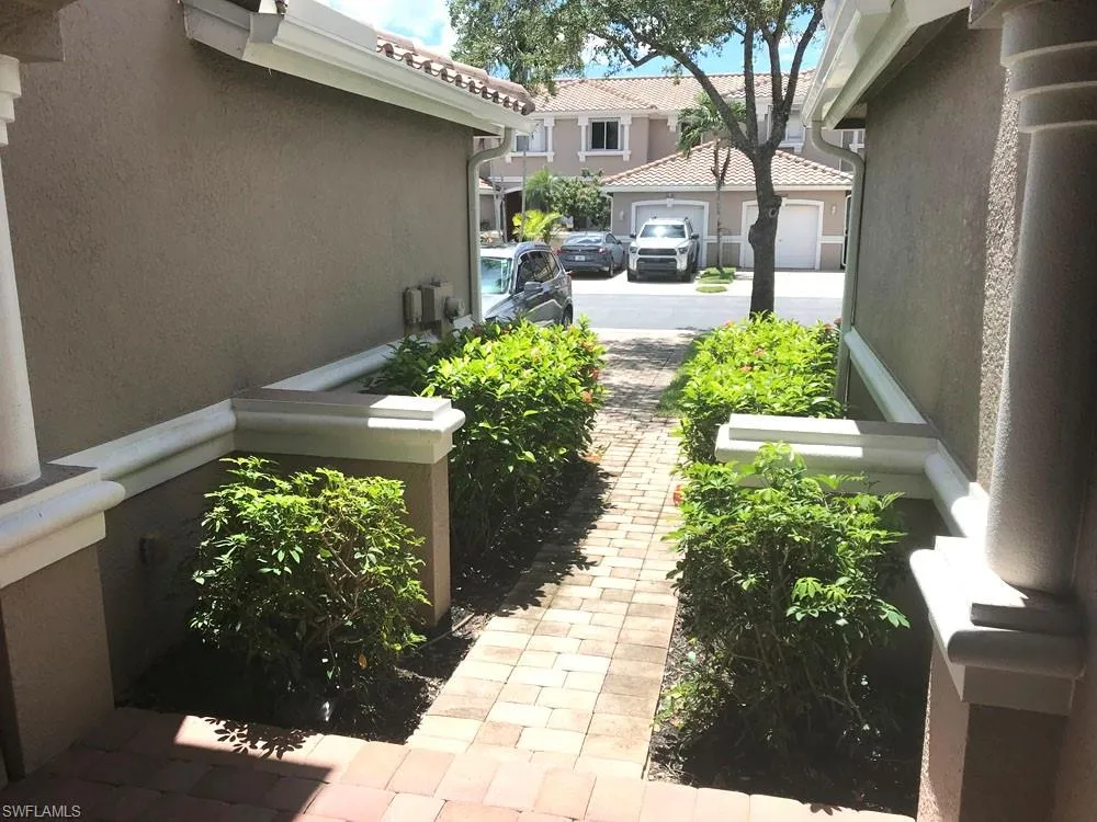 10025 Ravello Boulevard Fort Myers, FL 33905
