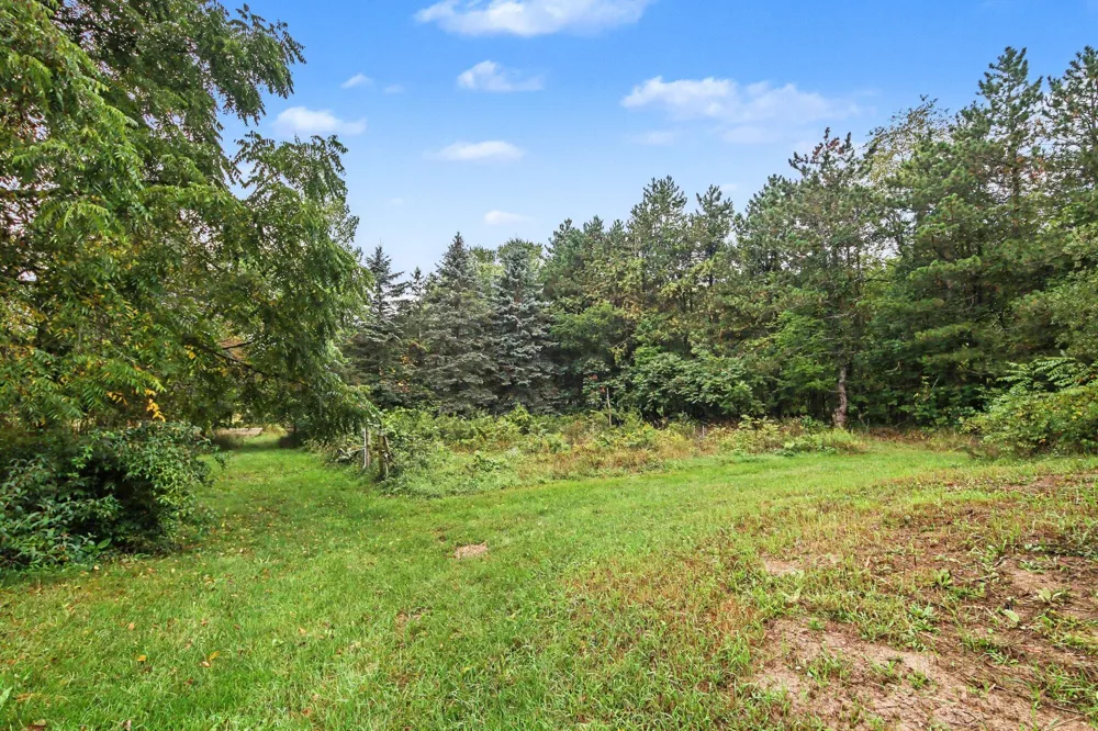 15415 Simmons Avenue NE Solon Township, MI 49319