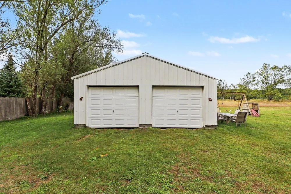 7483 Twin Lake Road NE Unknown, MI 49659