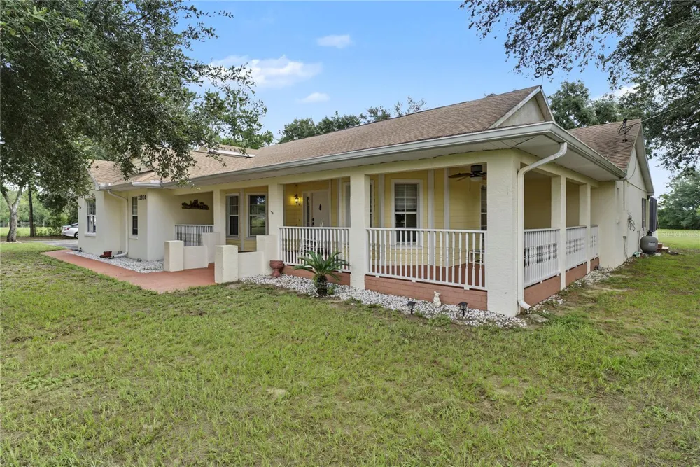 22808 STATE ROAD 19 Howey In The Hills, FL 34737