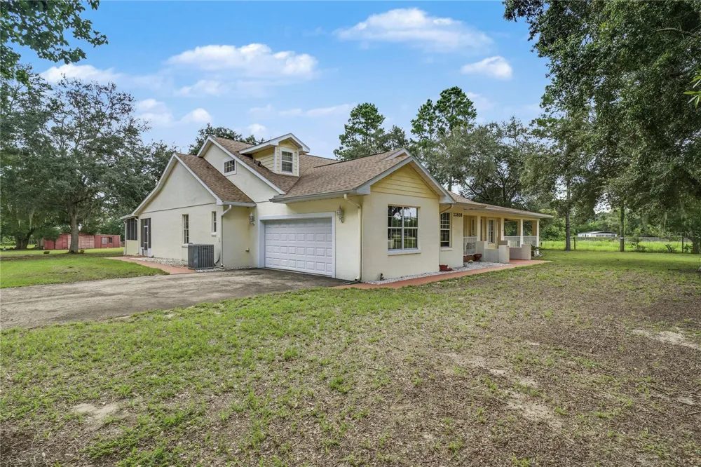 22808 STATE ROAD 19 Howey In The Hills, FL 34737
