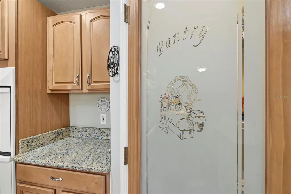 22808 STATE ROAD 19 Howey In The Hills, FL 34737