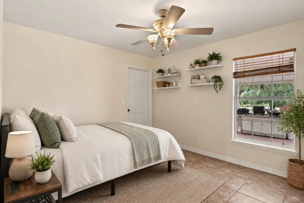 22808 STATE ROAD 19 Howey In The Hills, FL 34737
