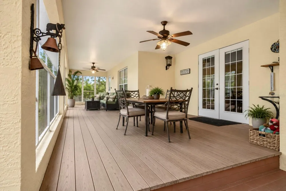 22808 STATE ROAD 19 Howey In The Hills, FL 34737