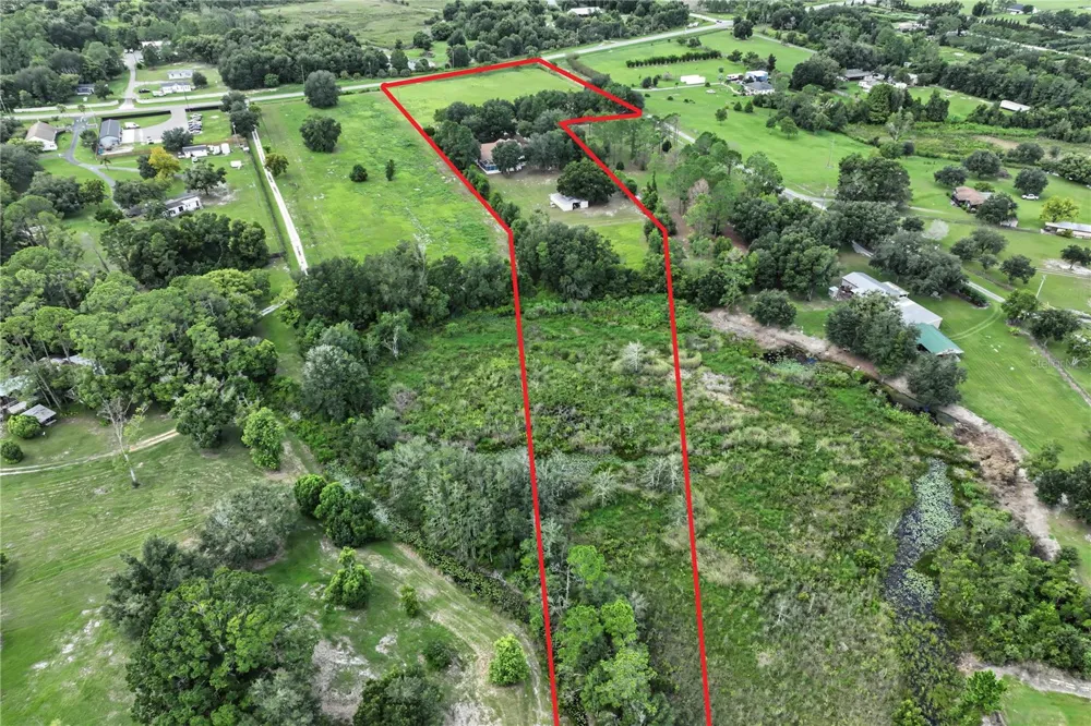 22808 STATE ROAD 19 Howey In The Hills, FL 34737