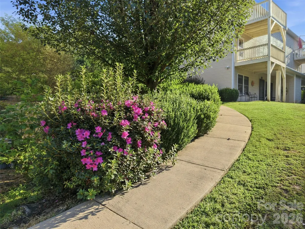 19 Krista Circle #E Candler, NC 28715