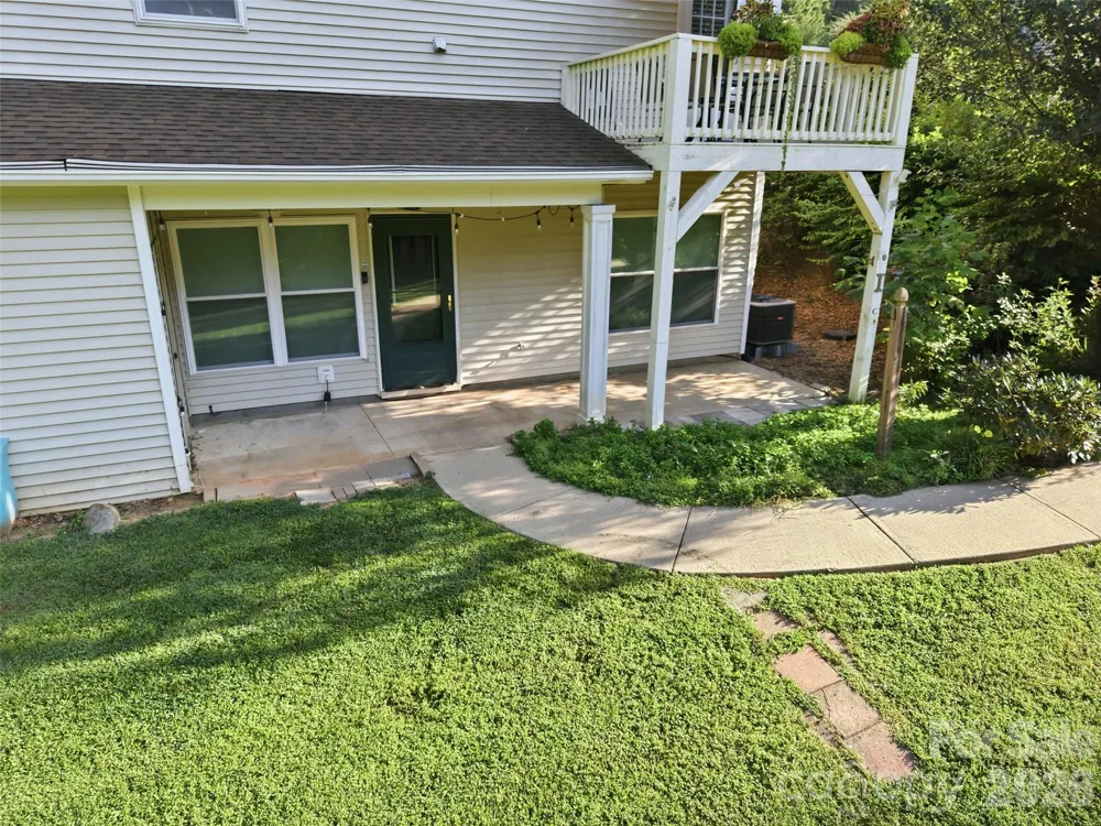 19 Krista Circle #E Candler, NC 28715