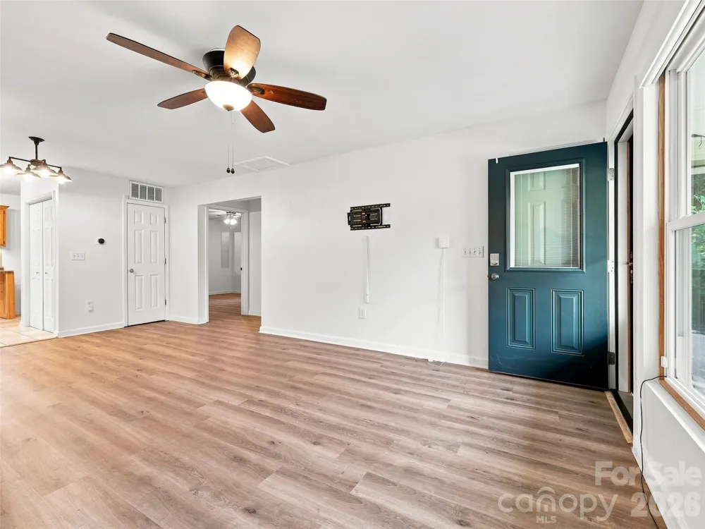19 Krista Circle #E Candler, NC 28715