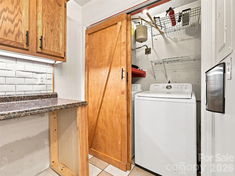 19 Krista Circle #E Candler, NC 28715