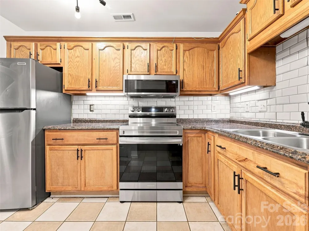 19 Krista Circle #E Candler, NC 28715