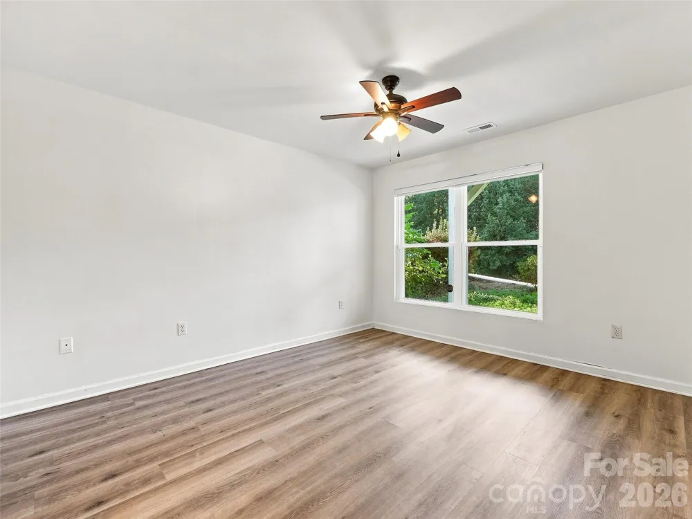 19 Krista Circle #E Candler, NC 28715