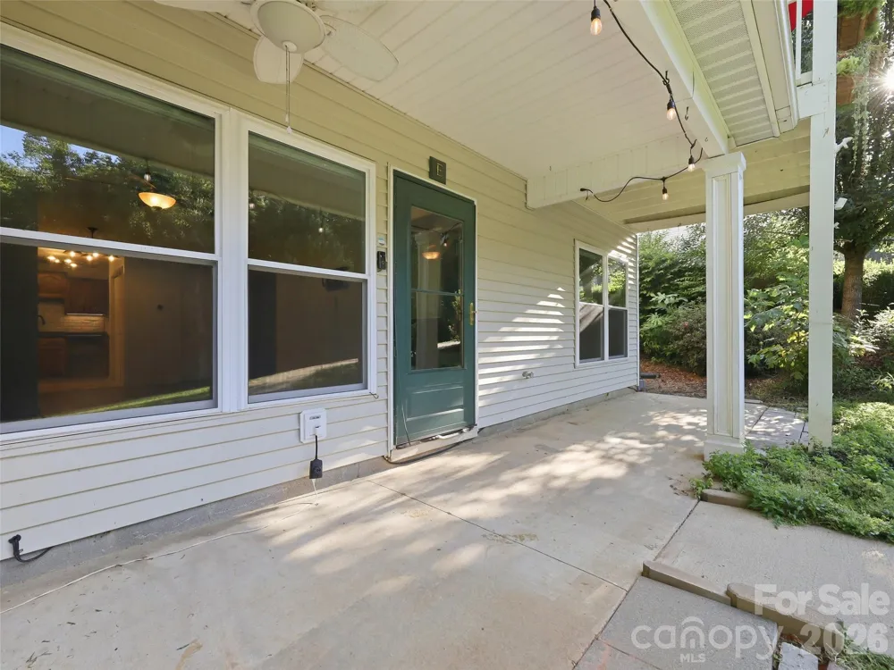 19 Krista Circle #E Candler, NC 28715
