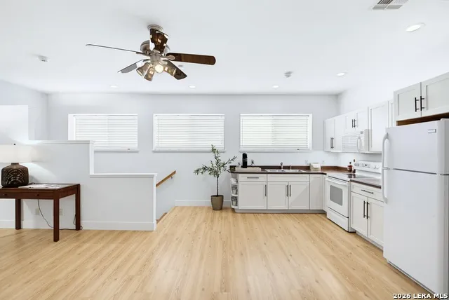 28120 BOERNE STAGE RD  # 55 Boerne, TX 78006