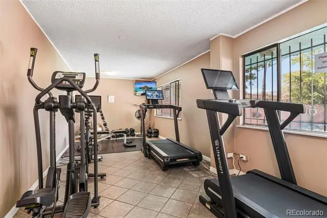 909 Logan Street #5B Denver, CO 80203