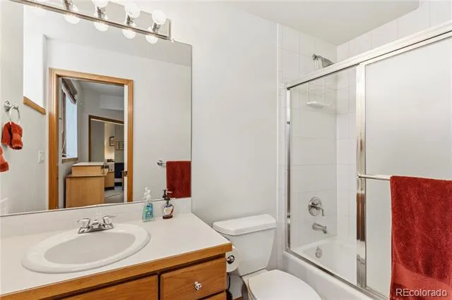 6820 S Salida Street Foxfield, CO 80016