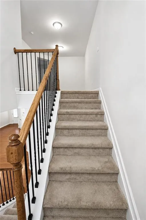 2132 Greencrest Circle Alpharetta, GA 30004