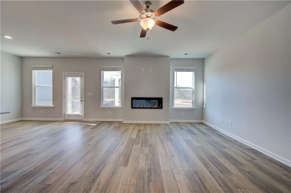 53 Homesite Armour Pass Newnan, GA 30263