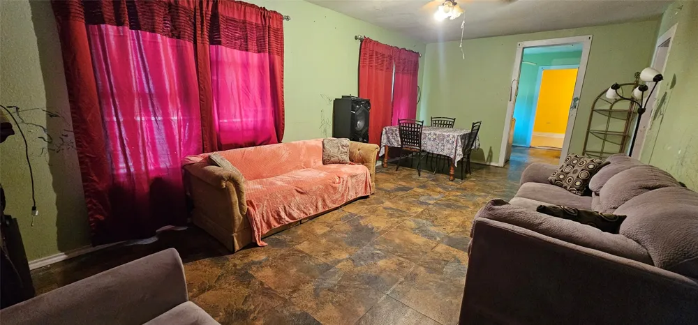 812 Waldrip Street Grand Saline, TX 75140