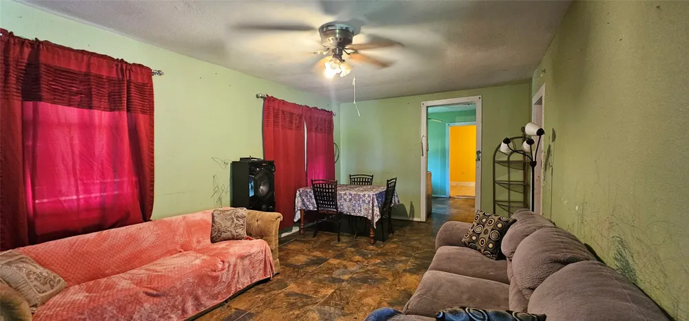 812 Waldrip Street Grand Saline, TX 75140