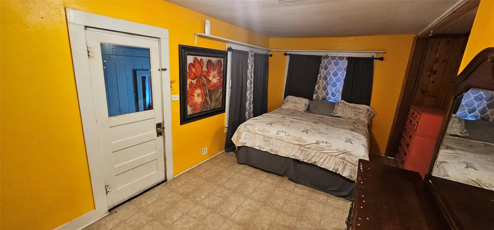 812 Waldrip Street Grand Saline, TX 75140