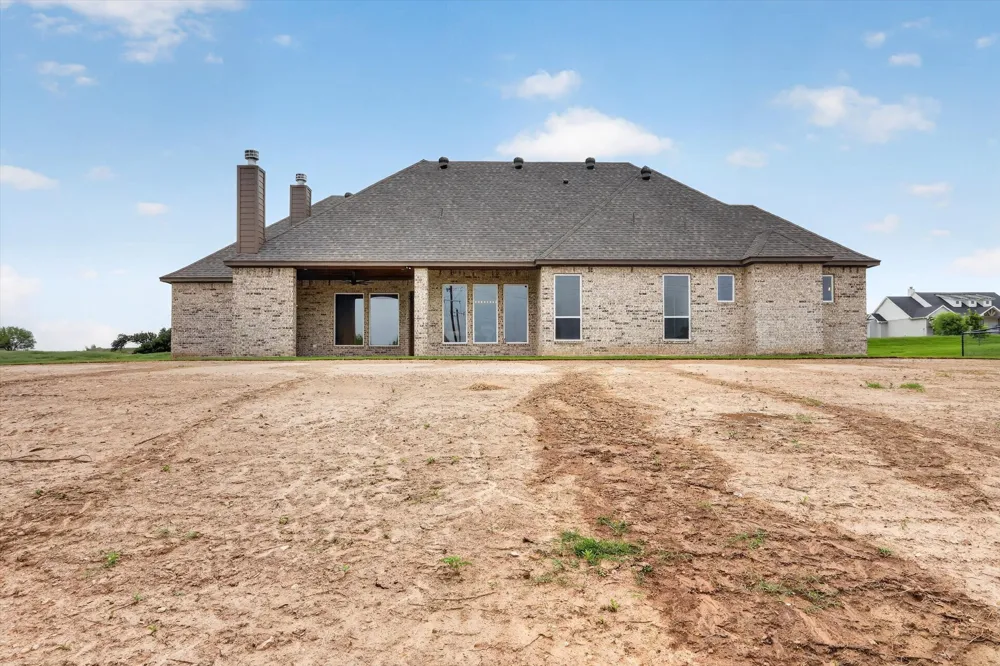 471 Red Bird Drive Springtown, TX 76082