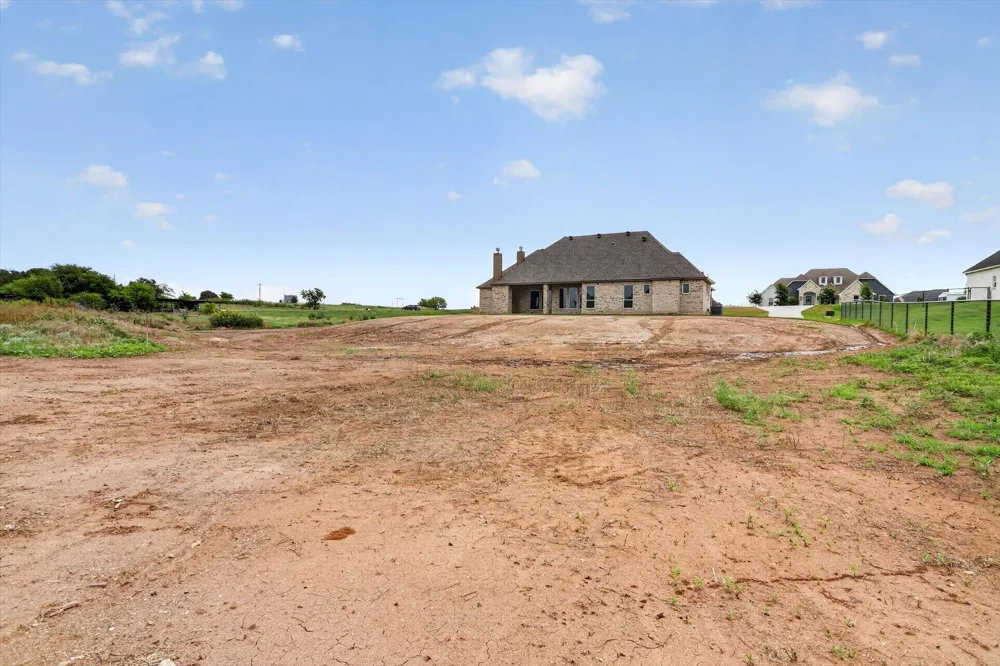 471 Red Bird Drive Springtown, TX 76082