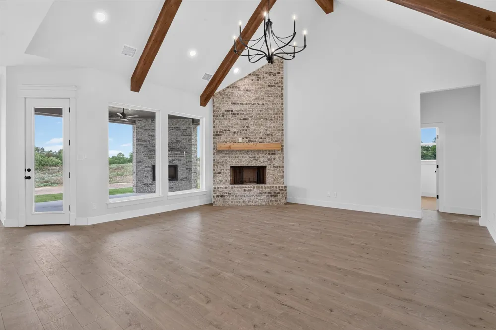 471 Red Bird Drive Springtown, TX 76082