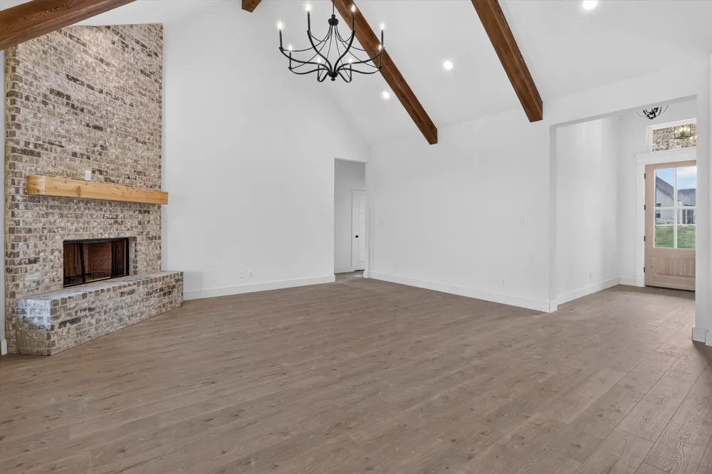 471 Red Bird Drive Springtown, TX 76082
