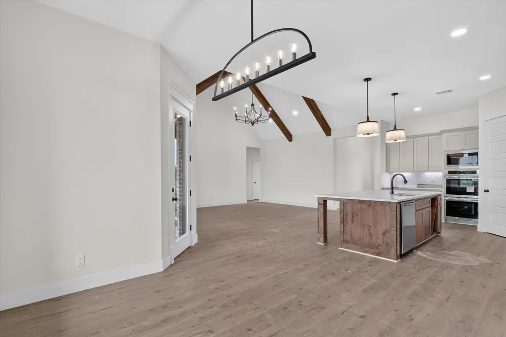 471 Red Bird Drive Springtown, TX 76082