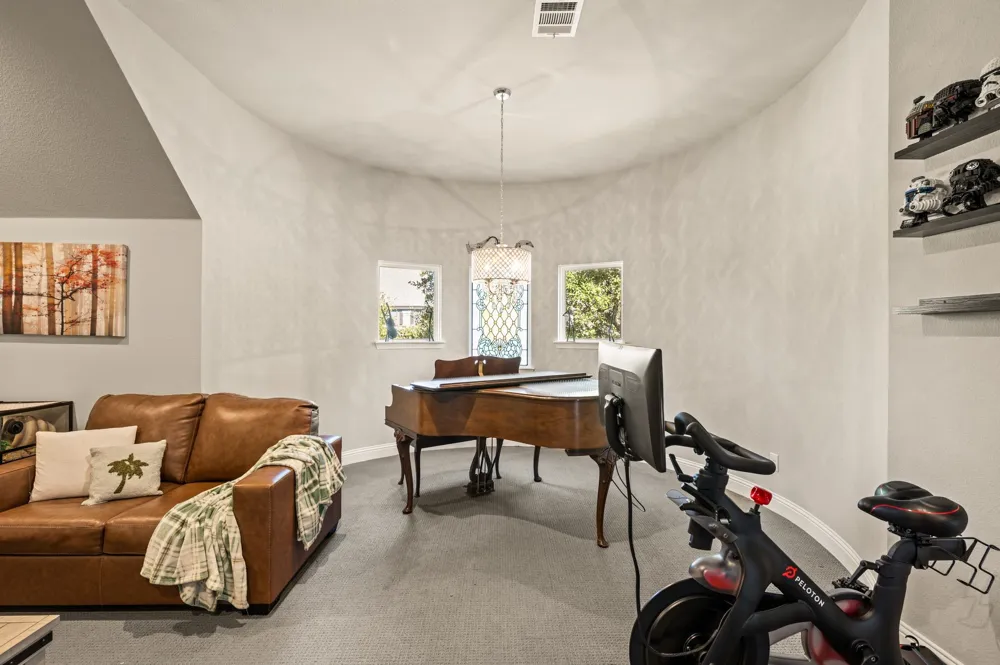 737 Hammond Street Coppell, TX 75019