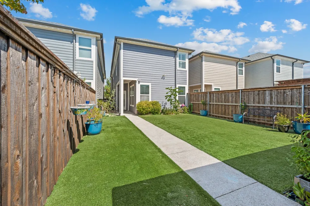 737 Hammond Street Coppell, TX 75019