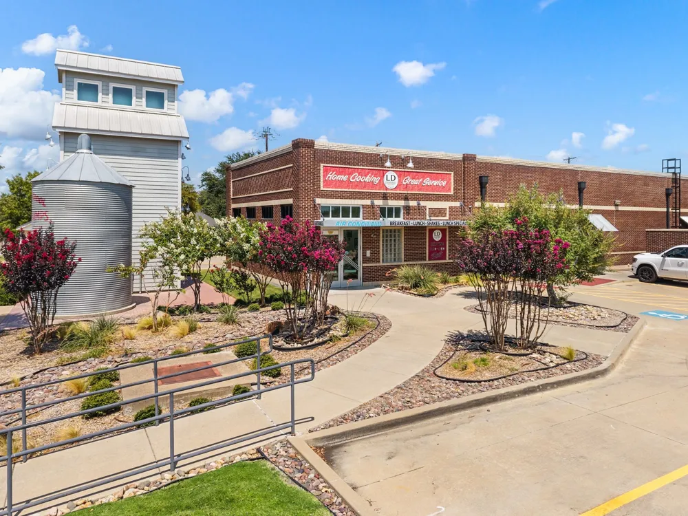 737 Hammond Street Coppell, TX 75019