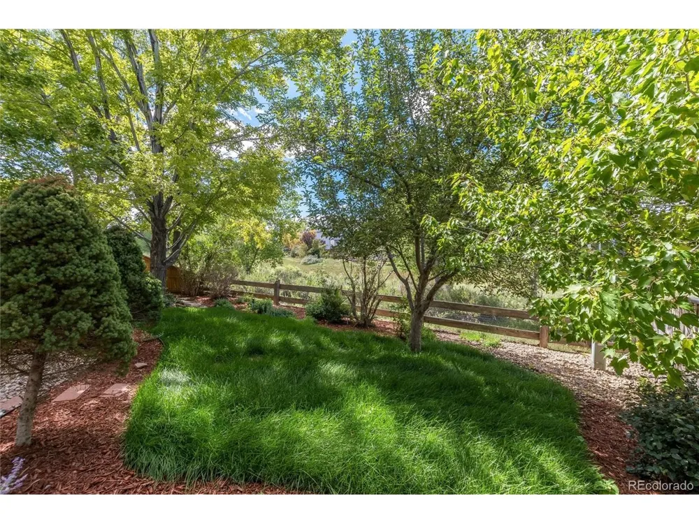 9455 Autumn Ash Place Highlands Ranch, CO 80126
