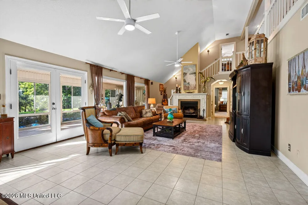 2005 Lauban Lane Gautier, MS 39553