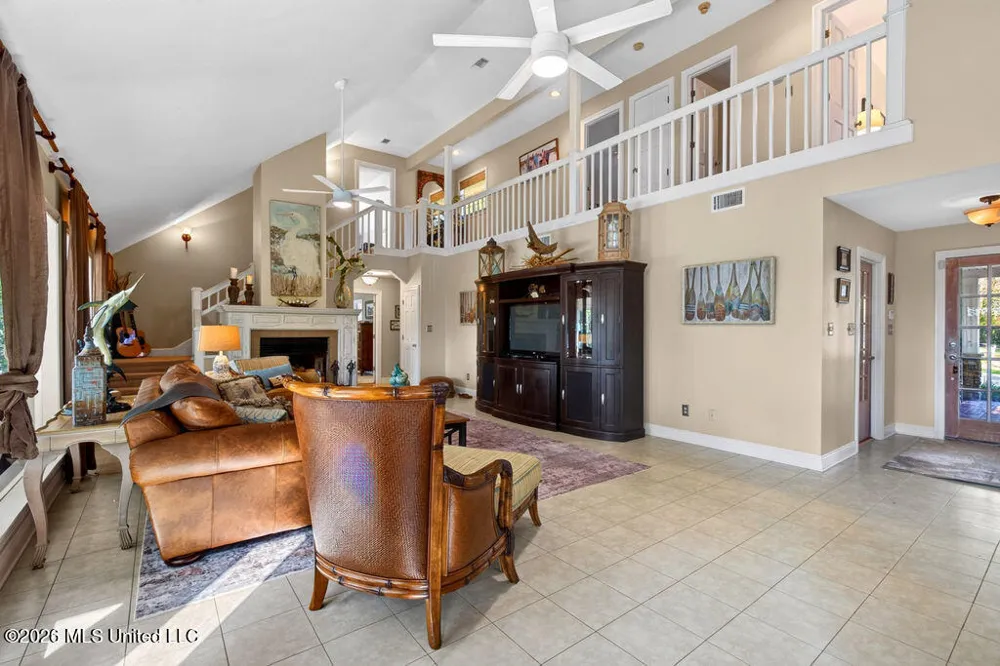 2005 Lauban Lane Gautier, MS 39553
