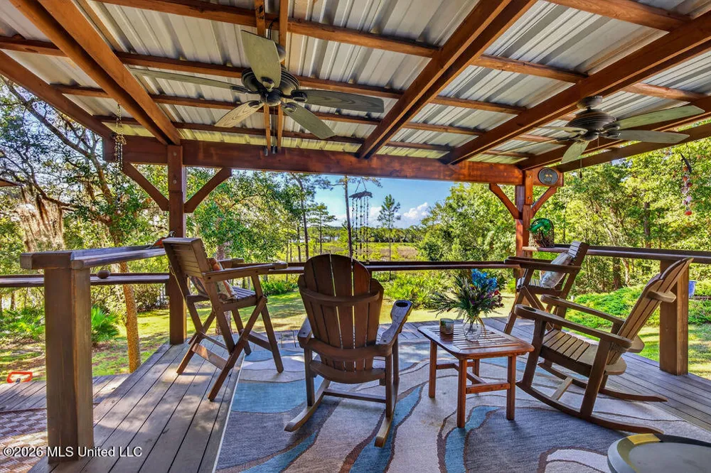 2005 Lauban Lane Gautier, MS 39553