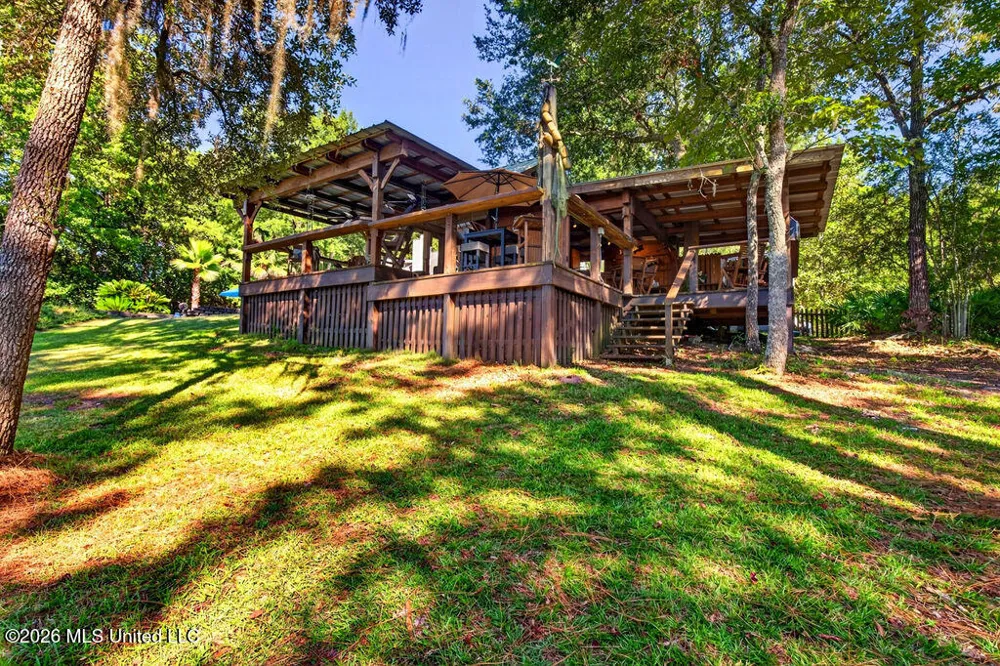 2005 Lauban Lane Gautier, MS 39553