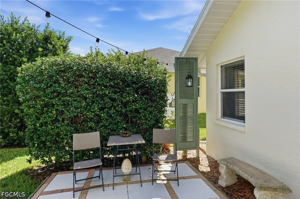 NW 17th Terrace Cape Coral, FL 33993