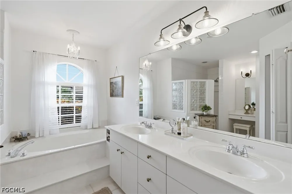 NW 17th Terrace Cape Coral, FL 33993