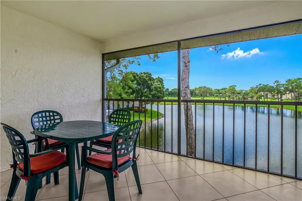 460 Fox Haven Drive #1302 Naples, FL 34104