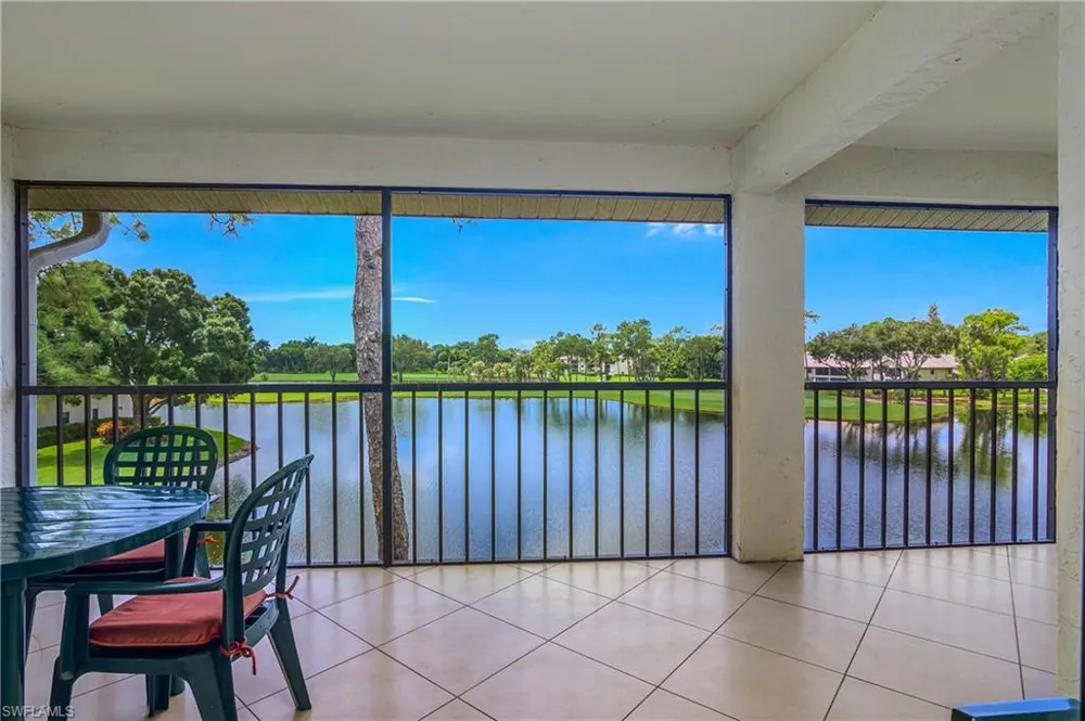 460 Fox Haven Drive #1302 Naples, FL 34104
