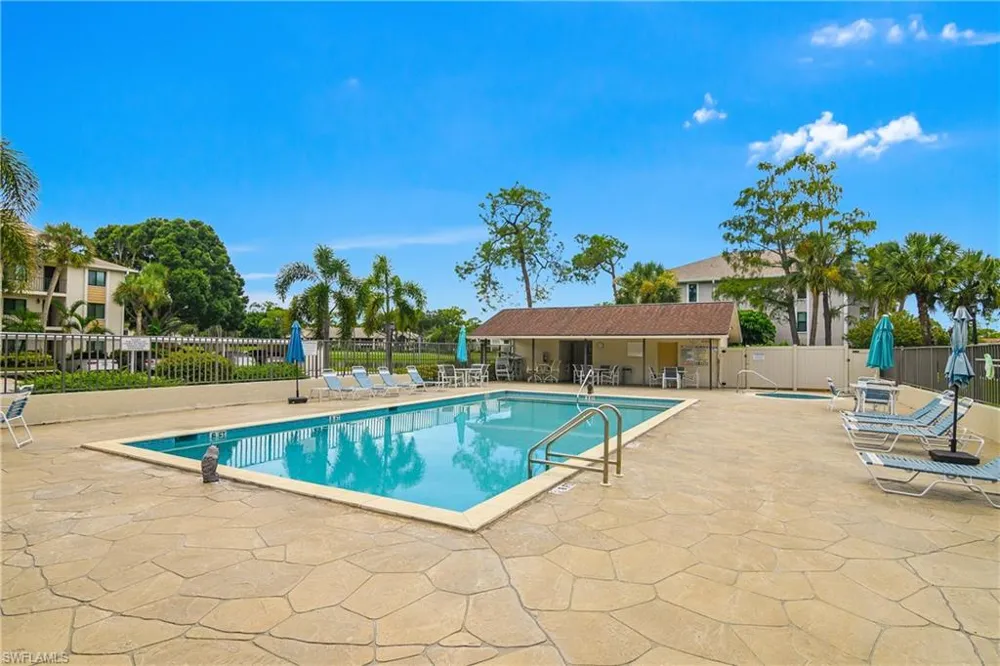 460 Fox Haven Drive #1302 Naples, FL 34104