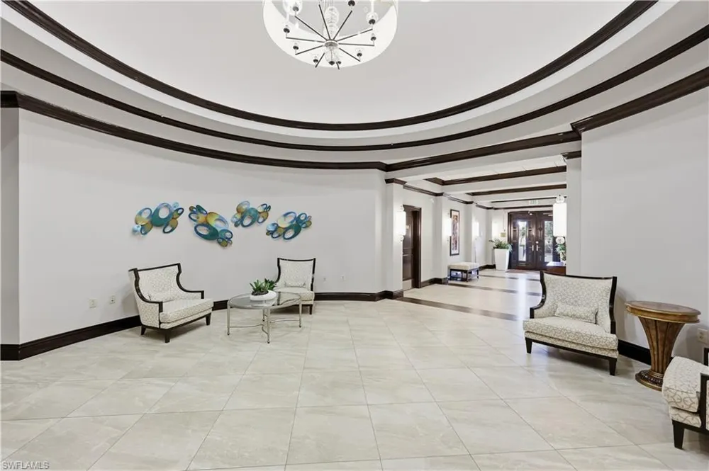 460 Fox Haven Drive #1302 Naples, FL 34104