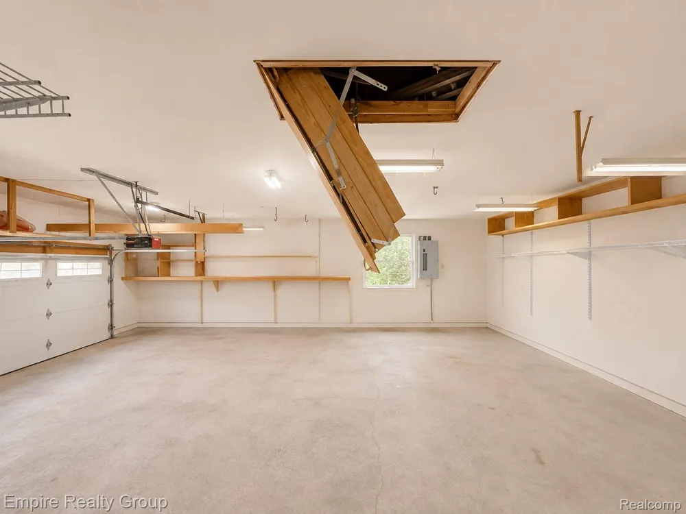 1486 Russ Roy Court White Lake Charter Township, MI 48383