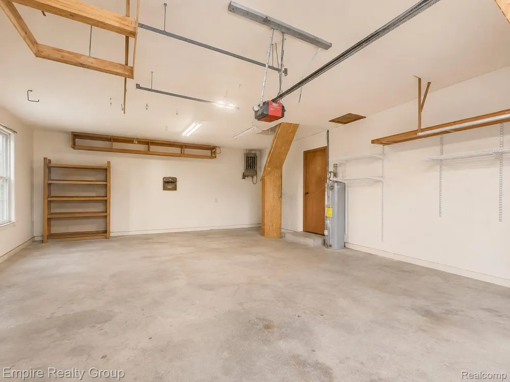 1486 Russ Roy Court White Lake Charter Township, MI 48383