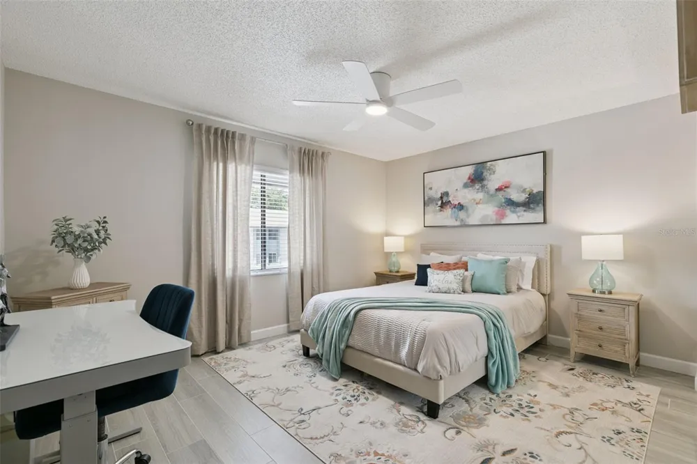 16 ESCONDIDO CIRCLE #221 Altamonte Springs, FL 32701